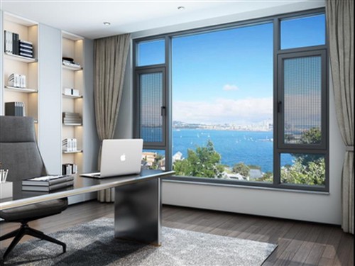 חומרי בניין מפלסטיק ביישום של חלונות ודלתות